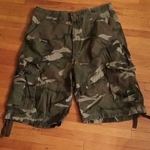 Mens cargo camouflage shorts with string Size 32
